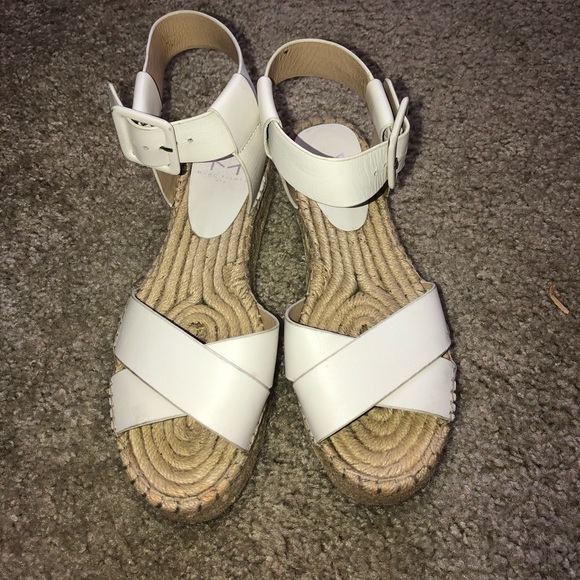 Marc Fisher Sandals - Picture 4 of 5